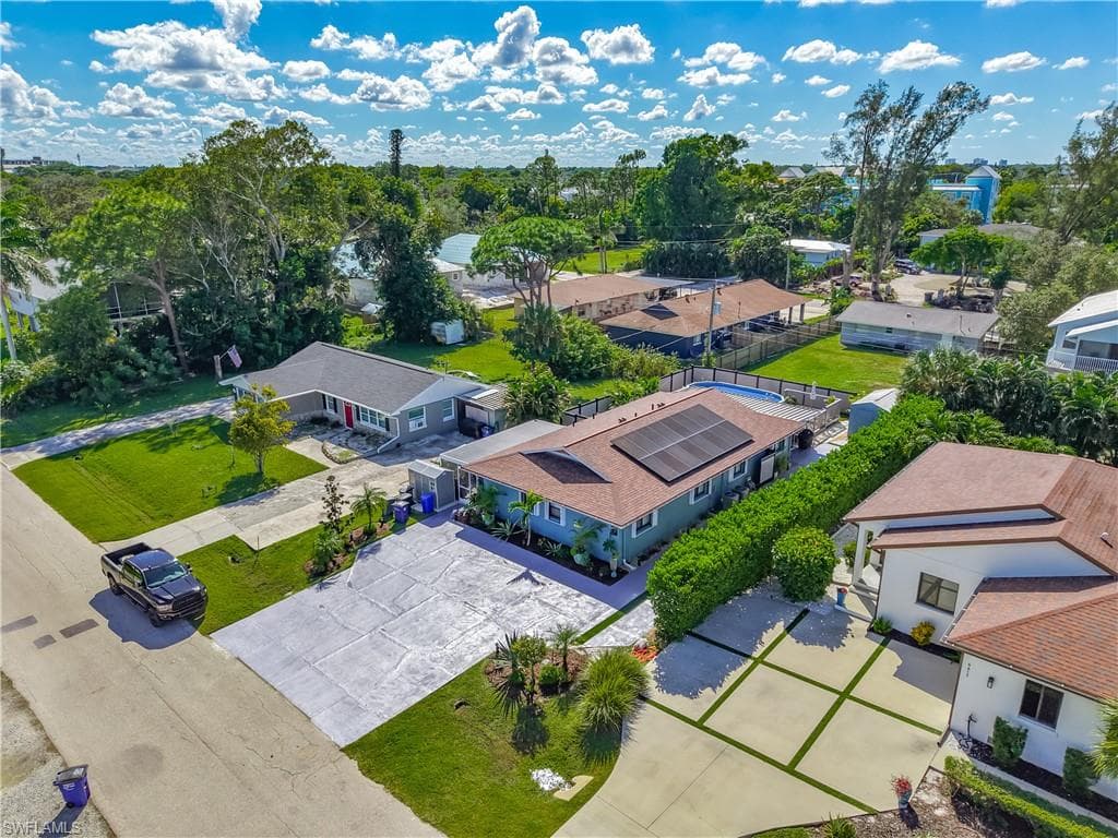 4411-4413 Little Hickory RD BONITA SPRINGS, FL 34134
