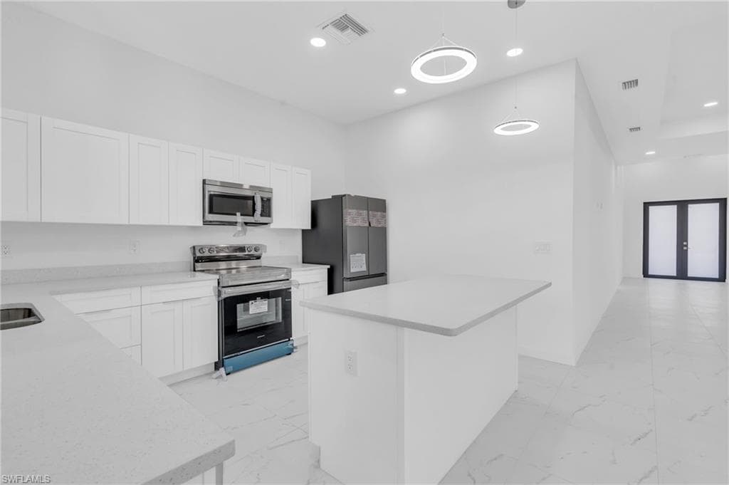 3101 NW 42nd PL CAPE CORAL, FL 33993