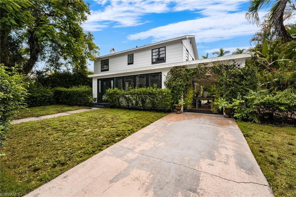 2720 Rhode Island AVE FORT MYERS, FL 33916