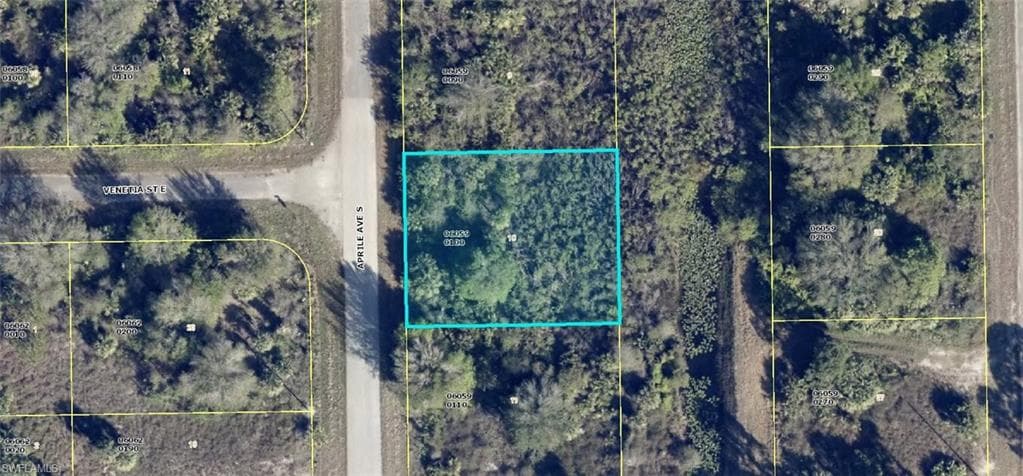 753 Aprile AVE S LEHIGH ACRES, FL 33974