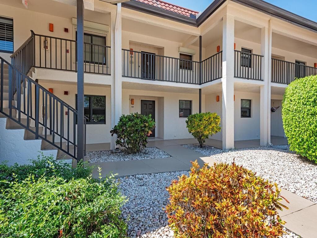 4955 Pepper CIR B102 NAPLES, FL 34113