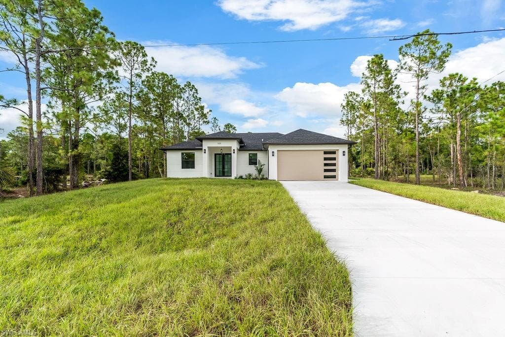 529 Allison ST E LEHIGH ACRES, FL 33974