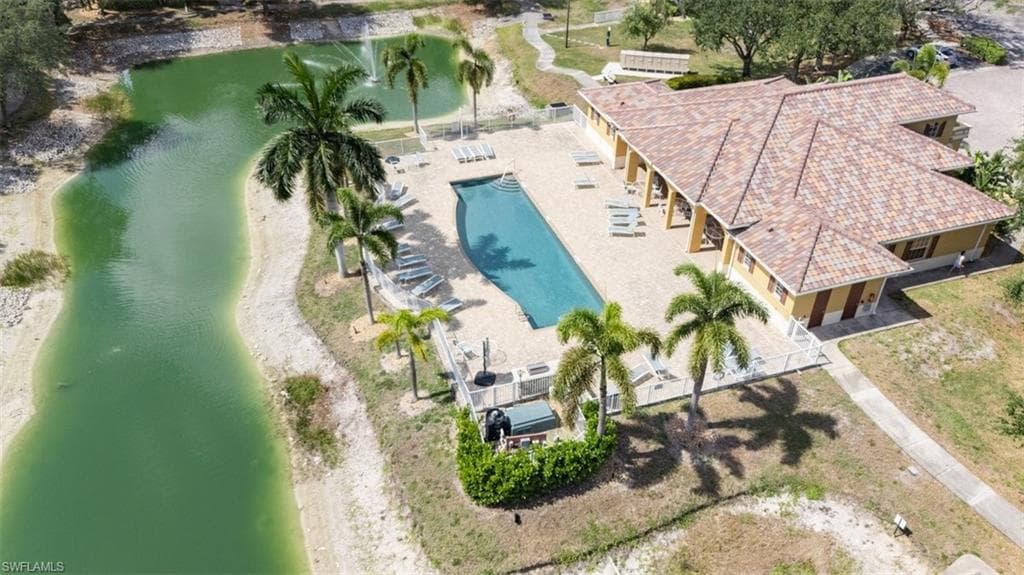 4109 residence DR 502 FORT MYERS, FL 33901