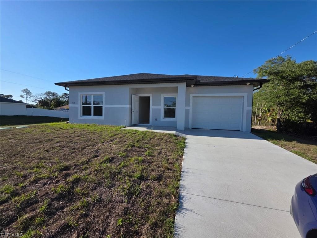 3306 27th ST W LEHIGH ACRES, FL 33971
