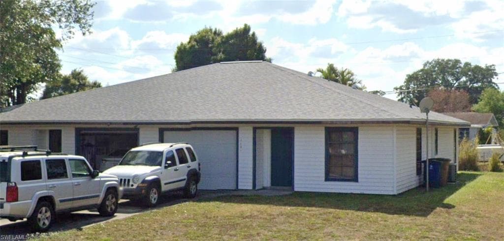 2247-2249 Violet DR 2247 FORT MYERS, FL 33905