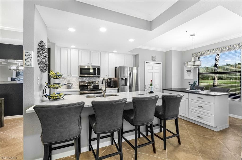 17990 Bonita National BLVD 2114 BONITA SPRINGS, FL 34135