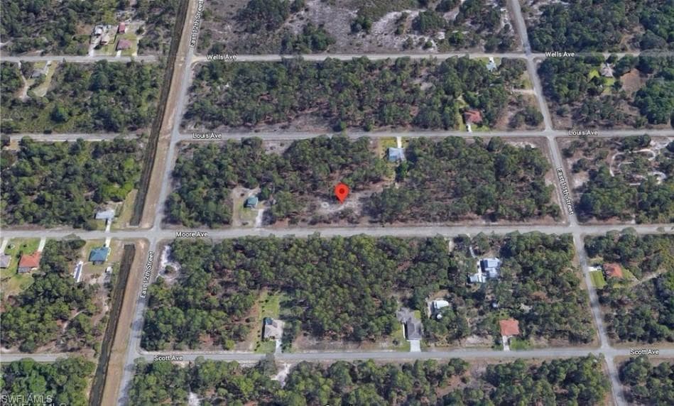 1114 Moore AVE LEHIGH ACRES, FL 33972
