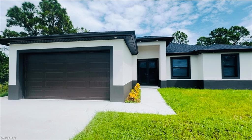 1103 E 14th ST LEHIGH ACRES, FL 33972