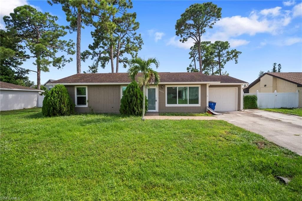 8042 almo RD FORT MYERS, FL 33967
