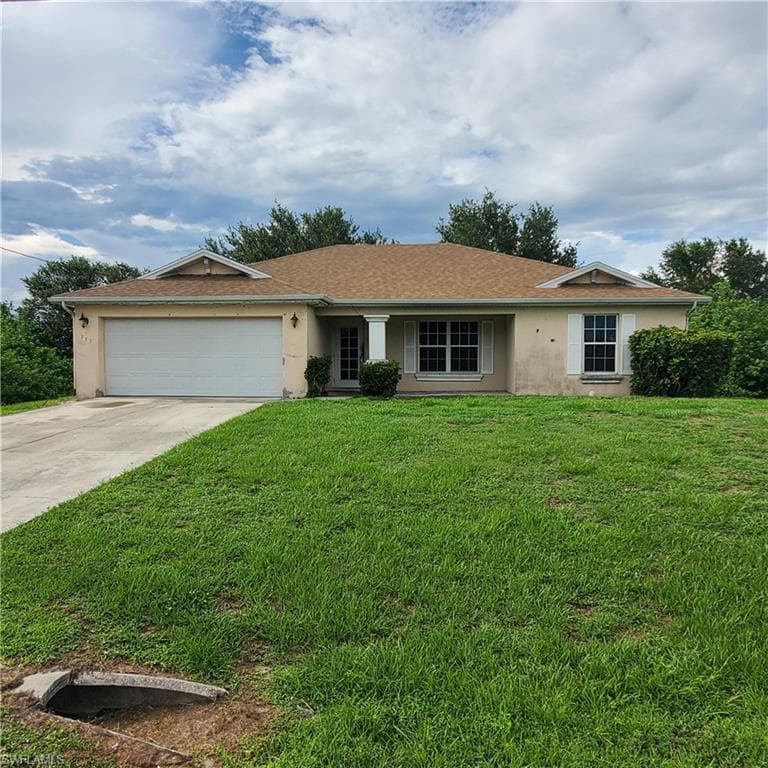 355 Pomona ST LEHIGH ACRES, FL 33974