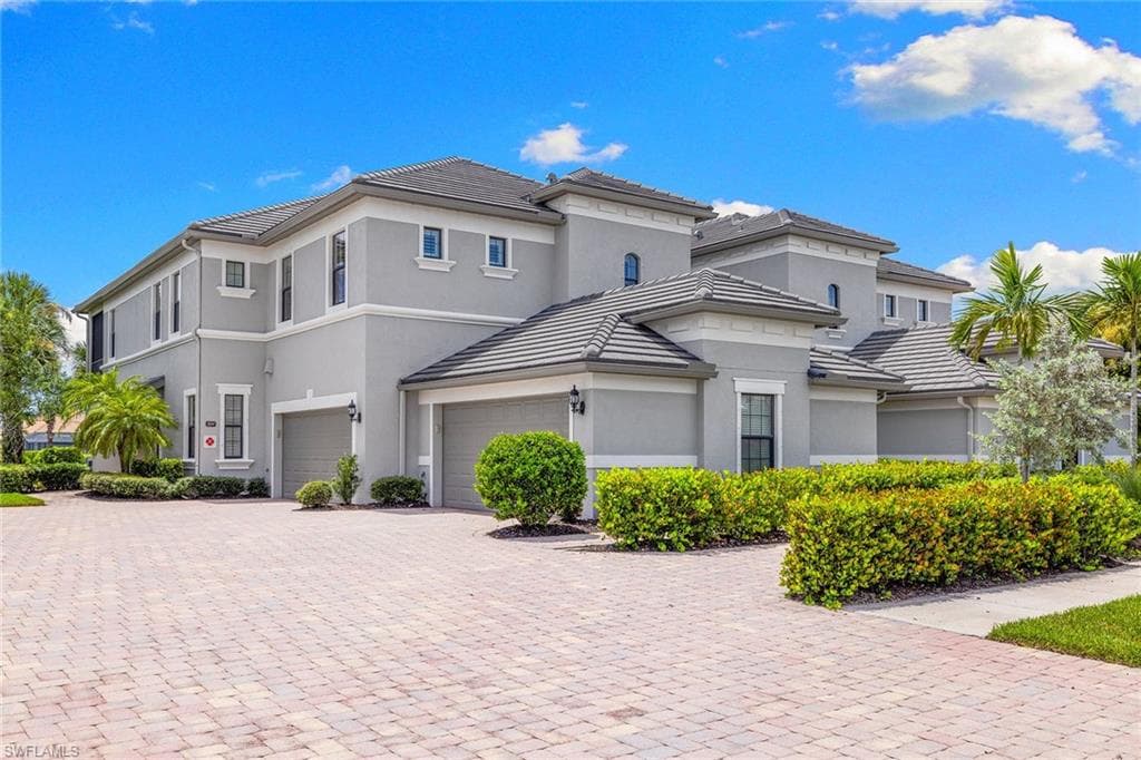 12046 Covent Garden CT 903 NAPLES, FL 34120