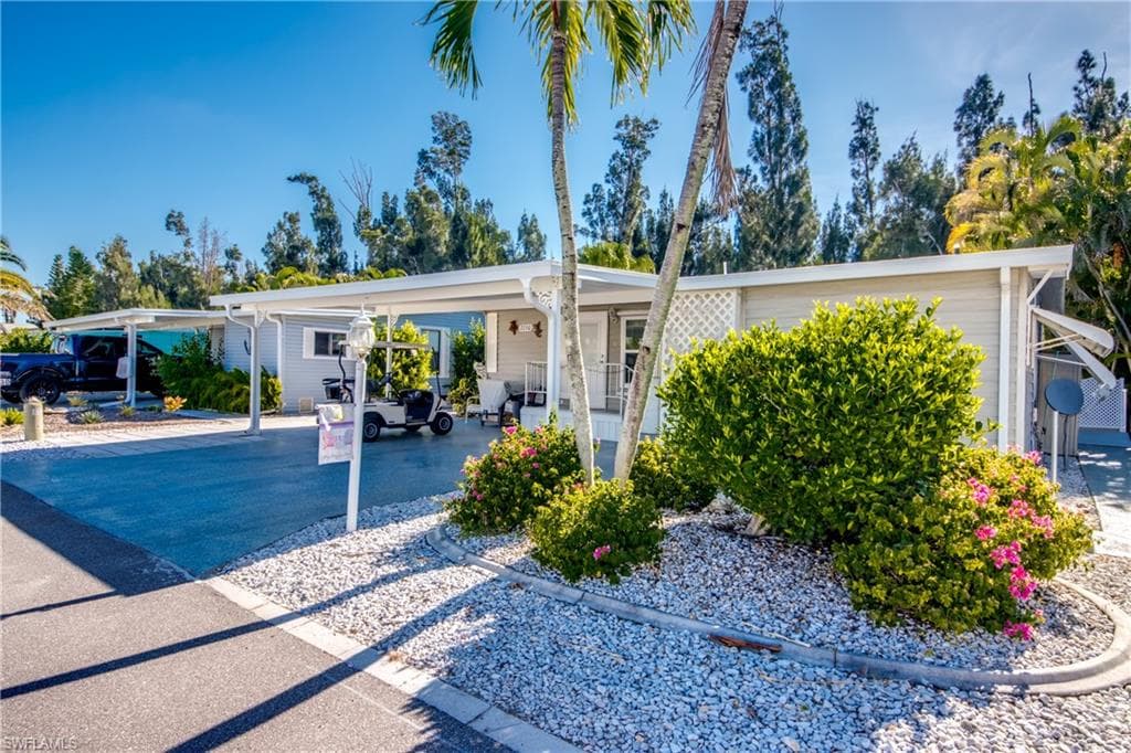 7230 Drum DR ST. JAMES CITY, FL 33956