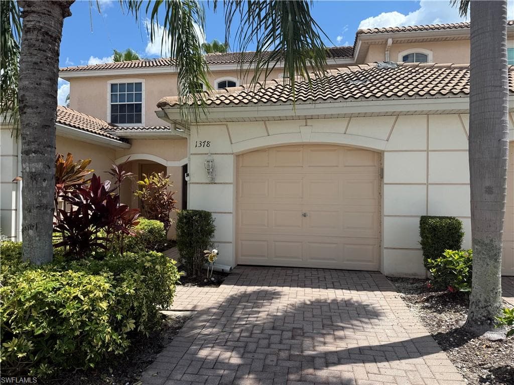 1378 Weeping Willow CT CAPE CORAL, FL 33909