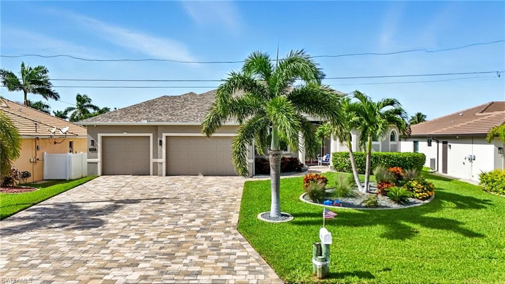 1813 SE 21st TER CAPE CORAL, FL 33990