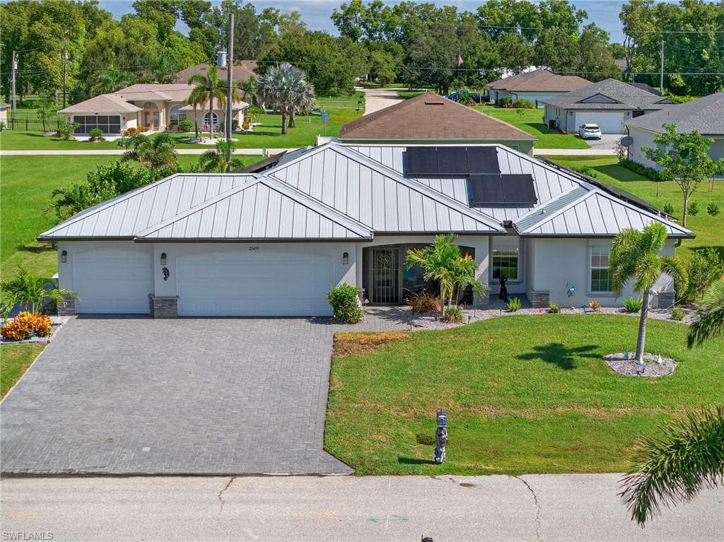 25459 Estrada CIR PUNTA GORDA, FL 33955