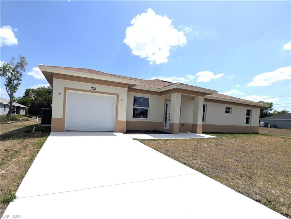 1103 Harold AVE S LEHIGH ACRES, FL 33973
