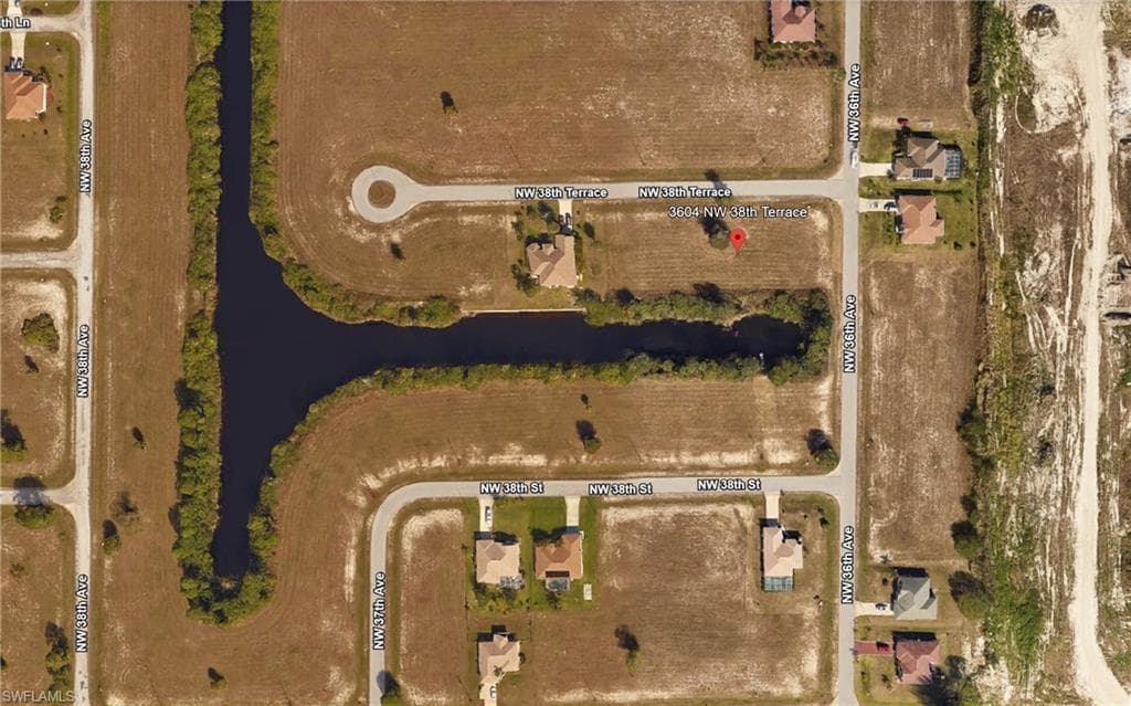 3604 NW 38th TER CAPE CORAL, FL 33993