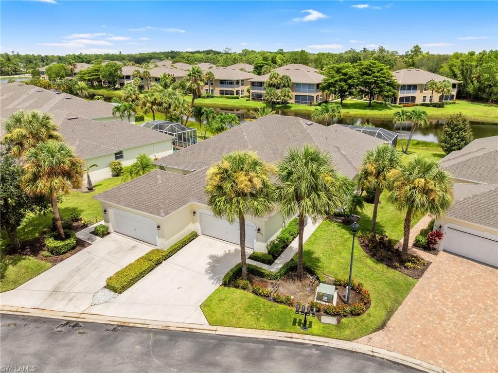 23020 Grassy Pine DR ESTERO, FL 33928