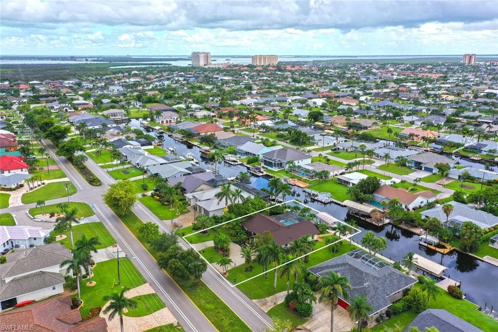 5306 Skyline BLVD CAPE CORAL, FL 33914