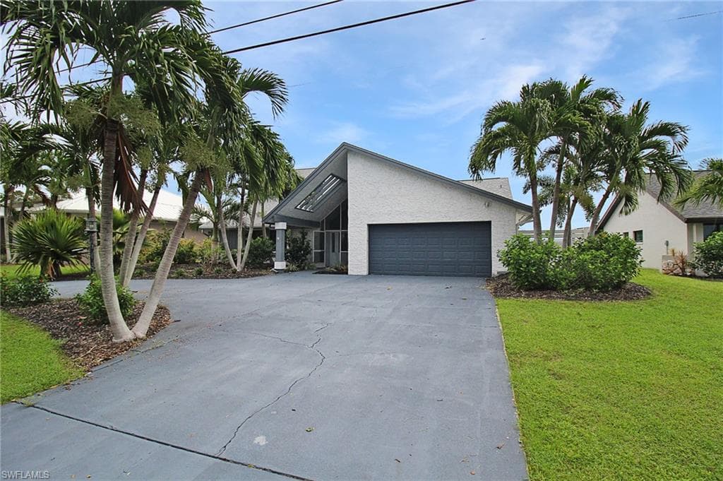 5409 Skyline BLVD CAPE CORAL, FL 33914