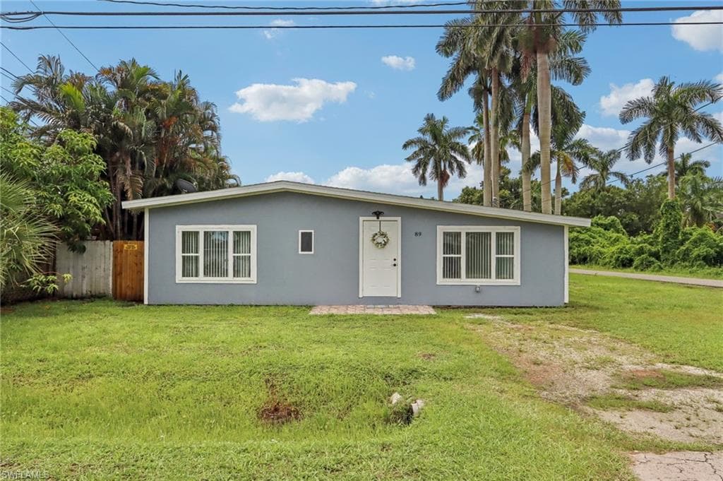 89 Cabana AVE NORTH FORT MYERS, FL 33903