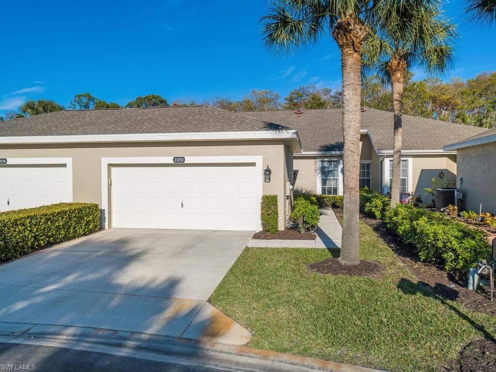23252 Grassy Pine DR ESTERO, FL 33928