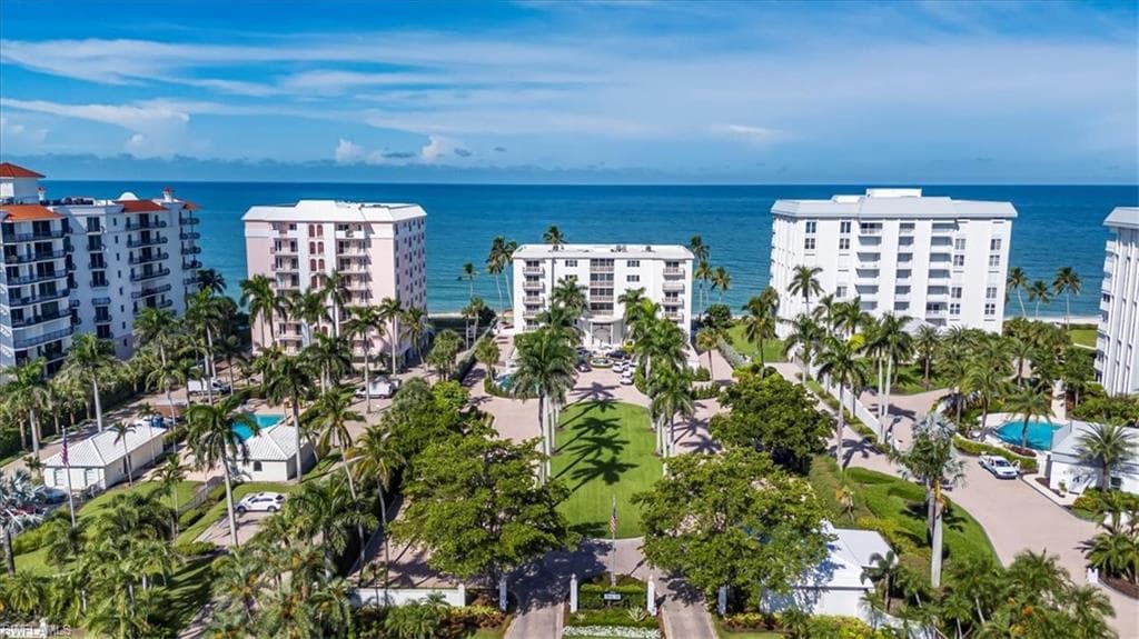 1275 Gulf Shore BLVD N 303 NAPLES, FL 34102