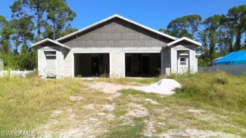 5340/5342 30th ST SW LEHIGH ACRES, FL 33973