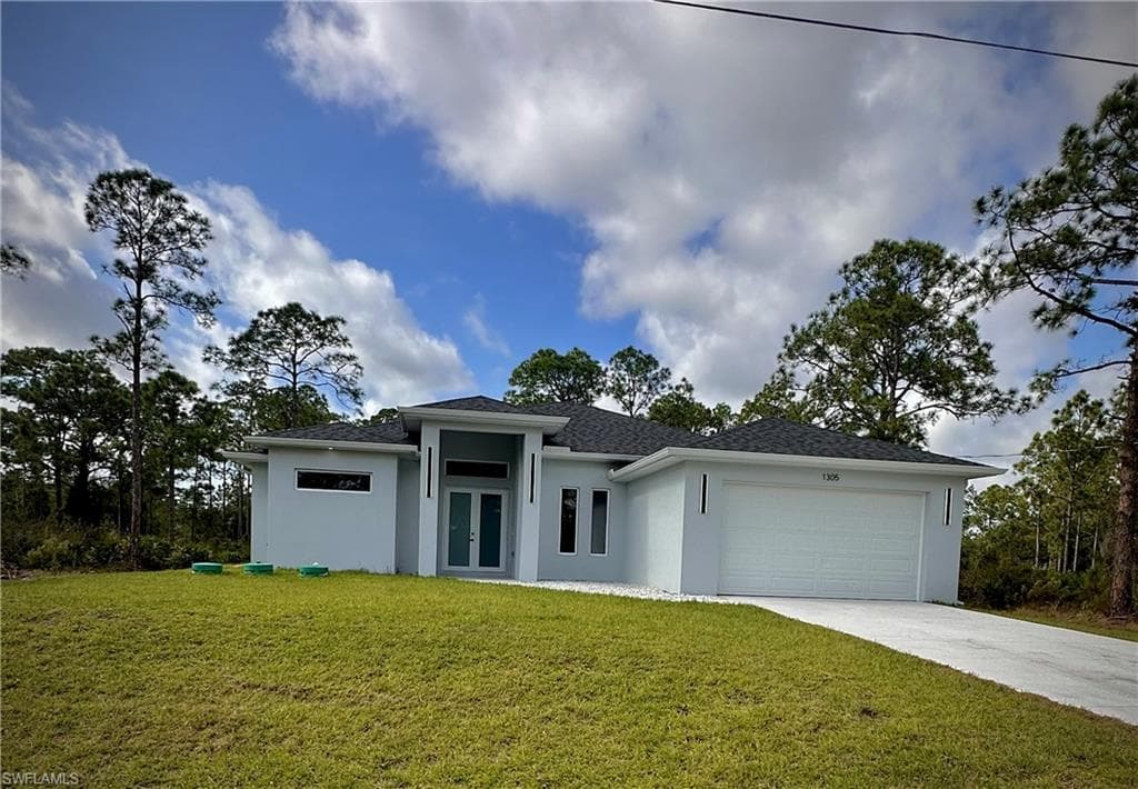 1305 Prospect AVE LEHIGH ACRES, FL 33972