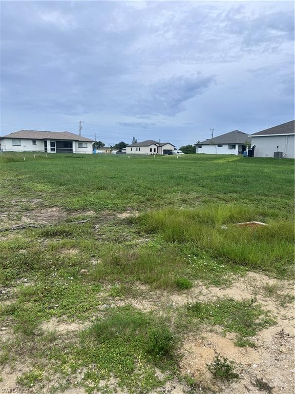 1202 NE 7th PL CAPE CORAL, FL 33909