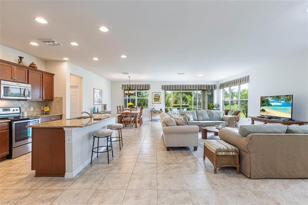 28062 Pisces LN BONITA SPRINGS, FL 34135