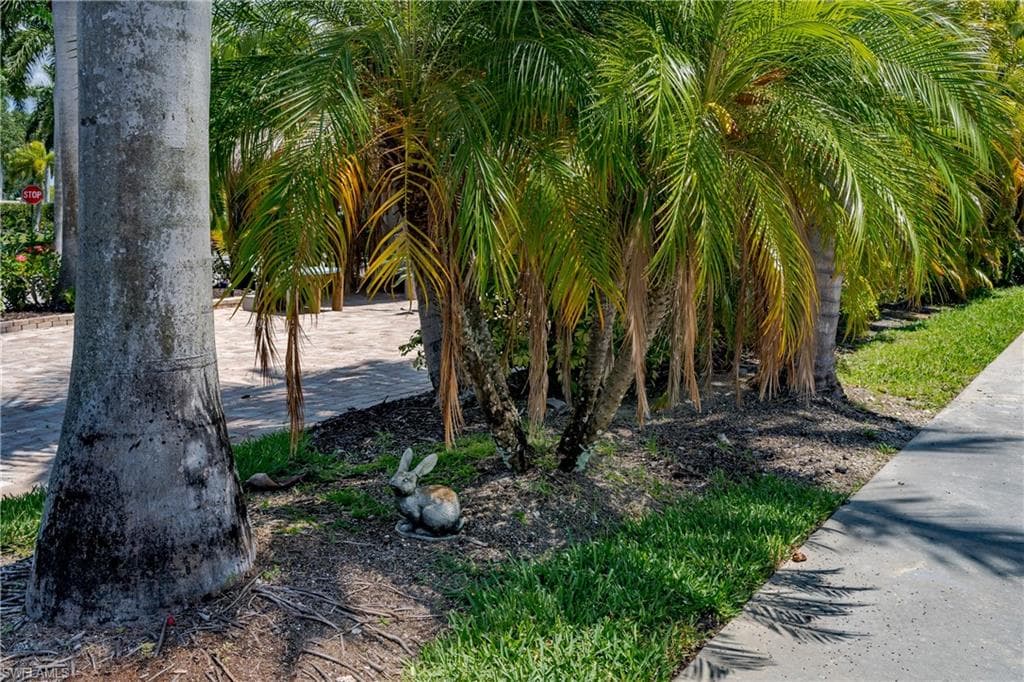 13430 Ladyfish LN NAPLES, FL 34114