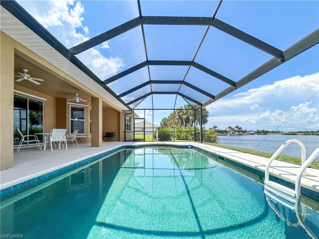 4303 35th ST CAPE CORAL, FL 33993