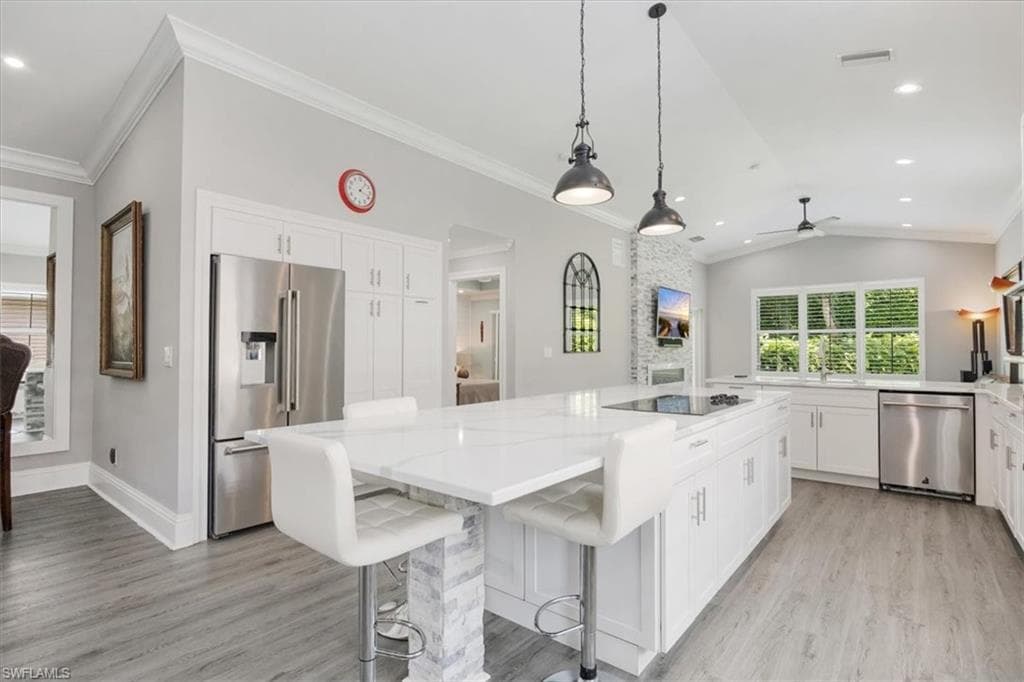 1591 Windamere LN NAPLES, FL 34119