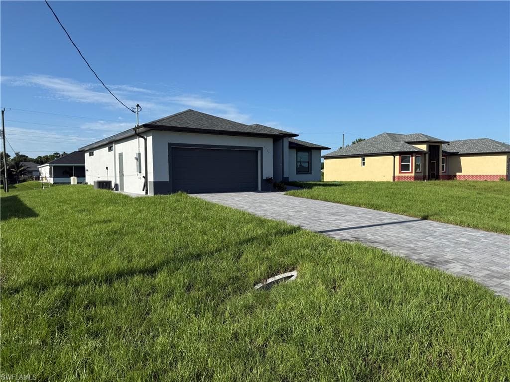 4907 Berryman ST LEHIGH ACRES, FL 33971