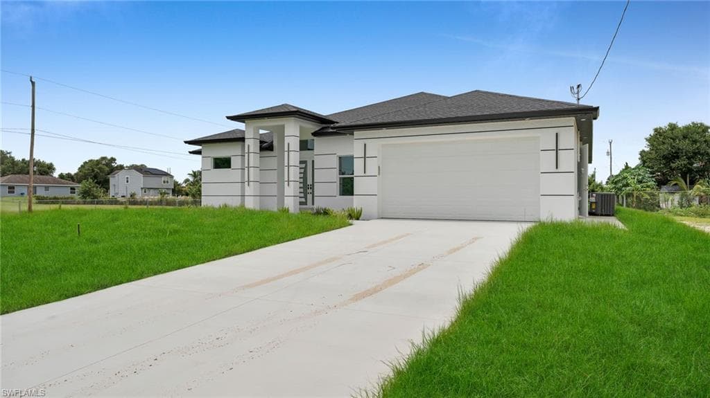 4704 Karen AVE S LEHIGH ACRES, FL 33976