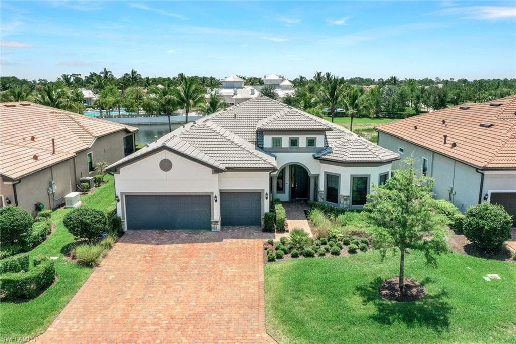 9112 Snowy Owl WAY NAPLES, FL 34120