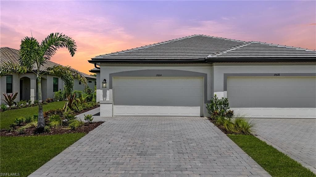 19604 Hinkley DR ESTERO, FL 33928