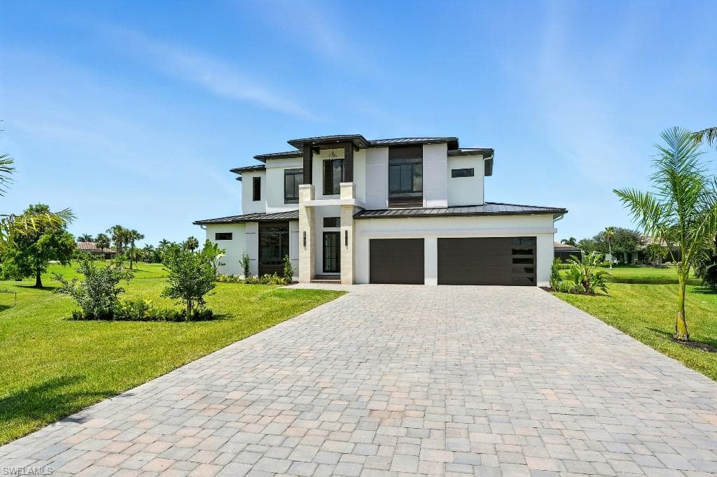 11853 Princess Grace CT CAPE CORAL, FL 33991