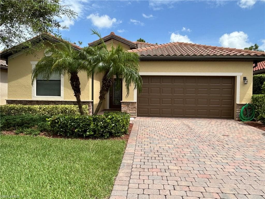 8963 Water Tupelo RD FORT MYERS, FL 33912