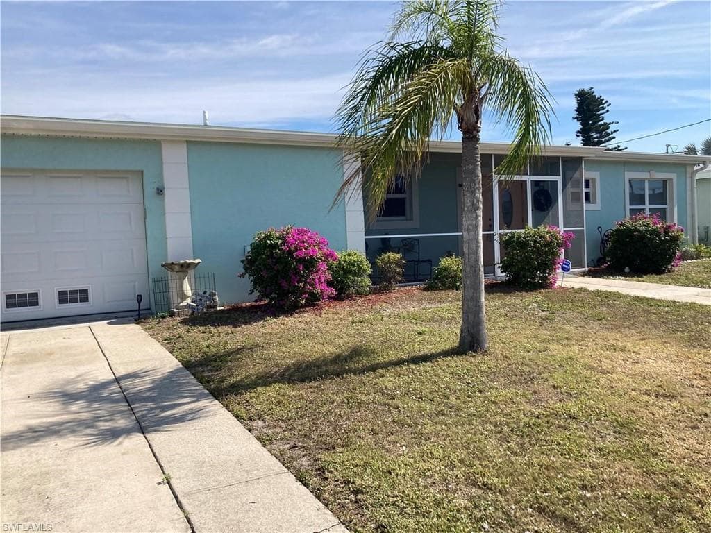 4238 Gardner DR PORT CHARLOTTE, FL 33952