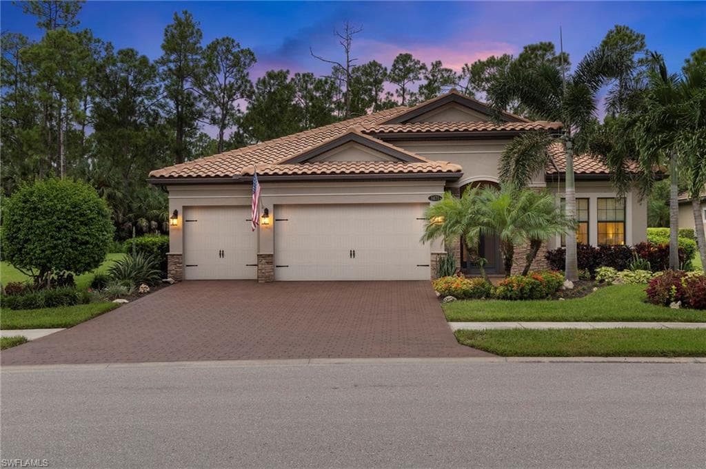 1471 Mockingbird DR NAPLES, FL 34120