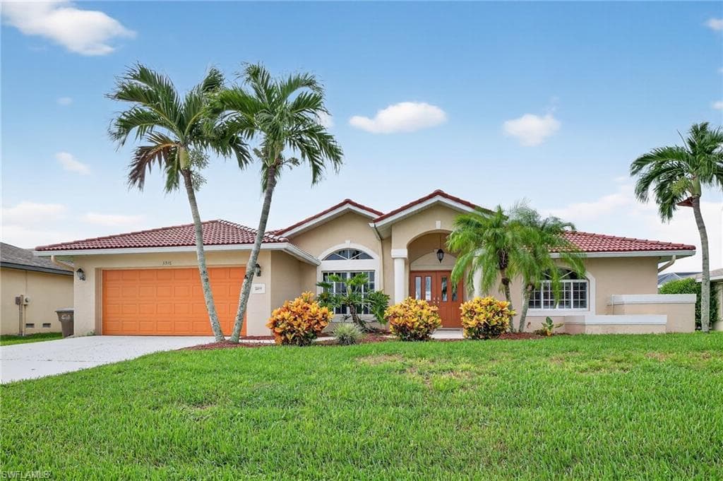 3318 SW 2nd ST CAPE CORAL, FL 33991