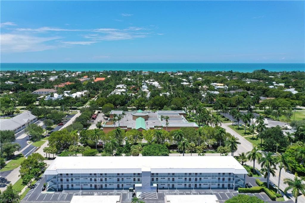 72 7th ST S 209 NAPLES, FL 34102