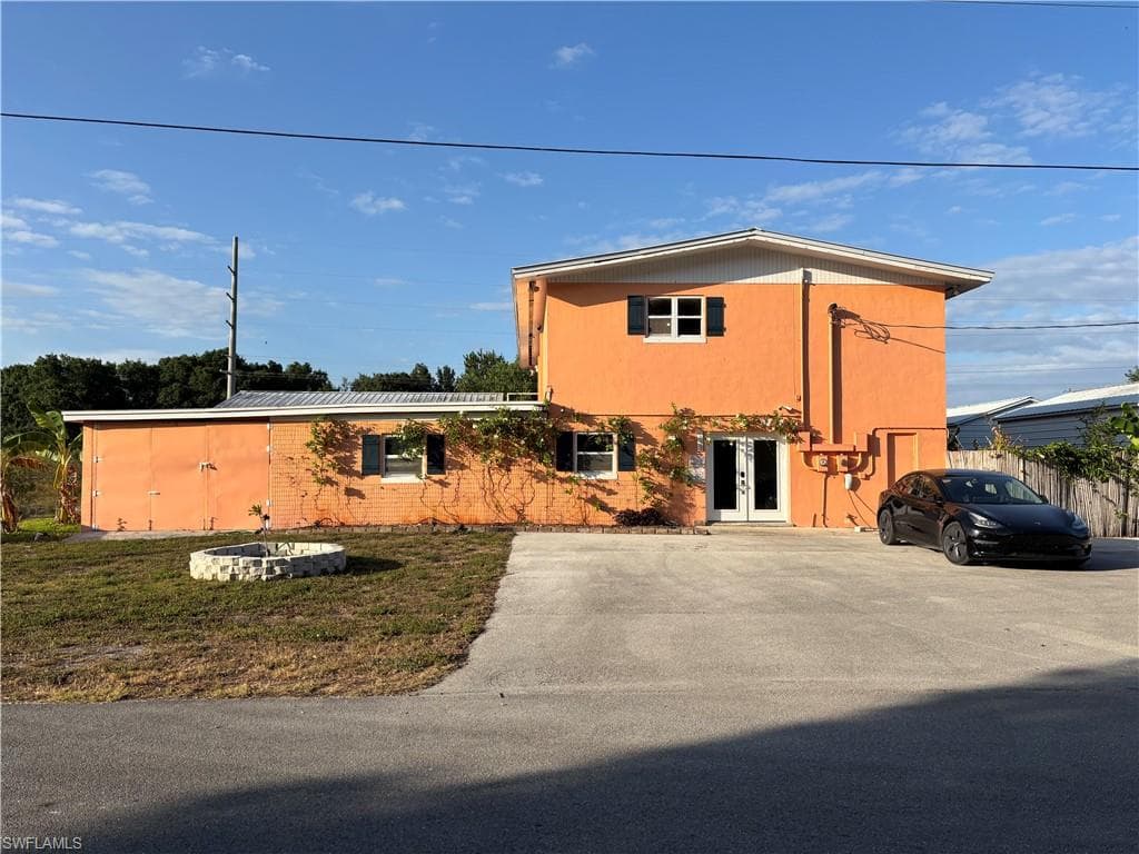 133 Florida AVE NW MOORE HAVEN, FL 33471