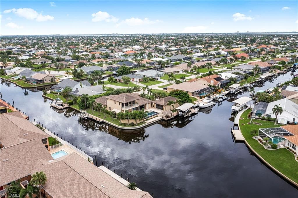 1118 SW 48th TER 203 CAPE CORAL, FL 33914