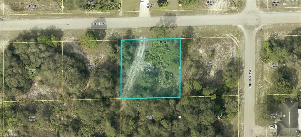 1904 E 15th ST LEHIGH ACRES, FL 33972