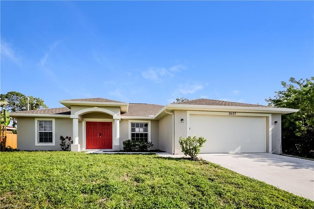 3607 75th ST W LEHIGH ACRES, FL 33971