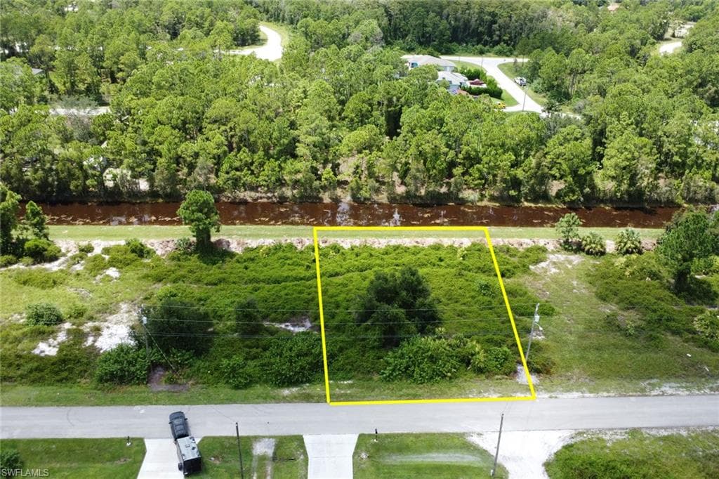 736 Aletha AVE S LEHIGH ACRES, FL 33974