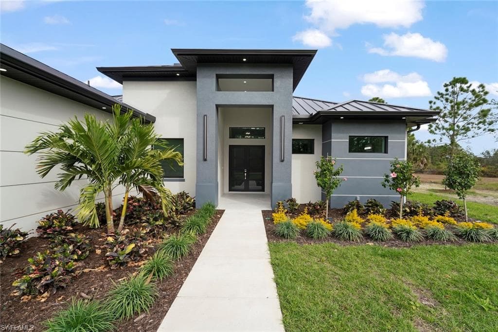 2481 24th AVE NE NAPLES, FL 34120